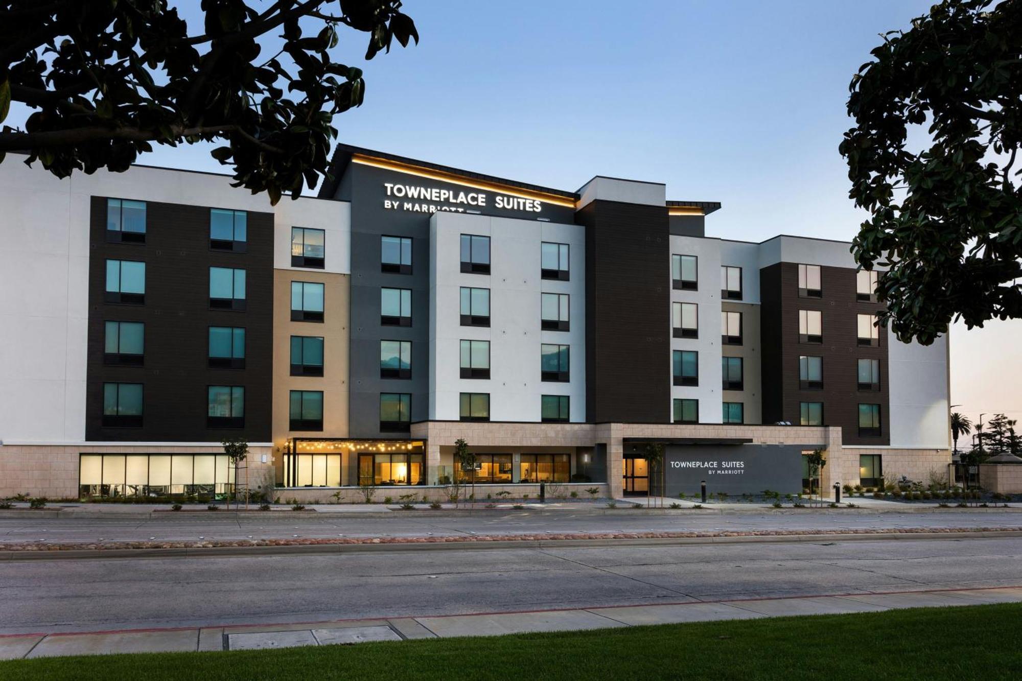 Towneplace Suites By Marriott มอนโรเวีย ภายนอก รูปภาพ